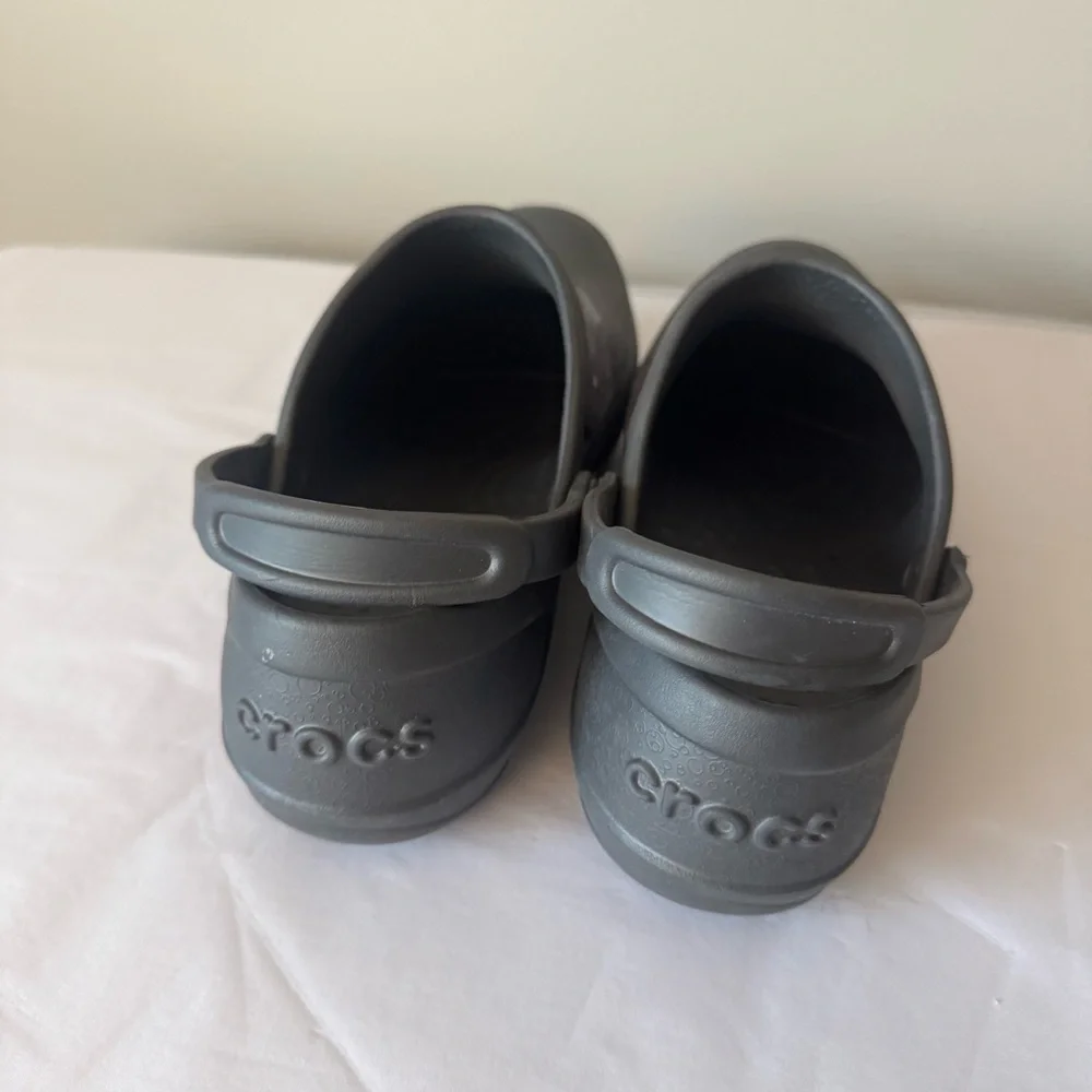 CROCS Size 9 Women’s Black and Purple Floral Clogs - Picture 3 of 5